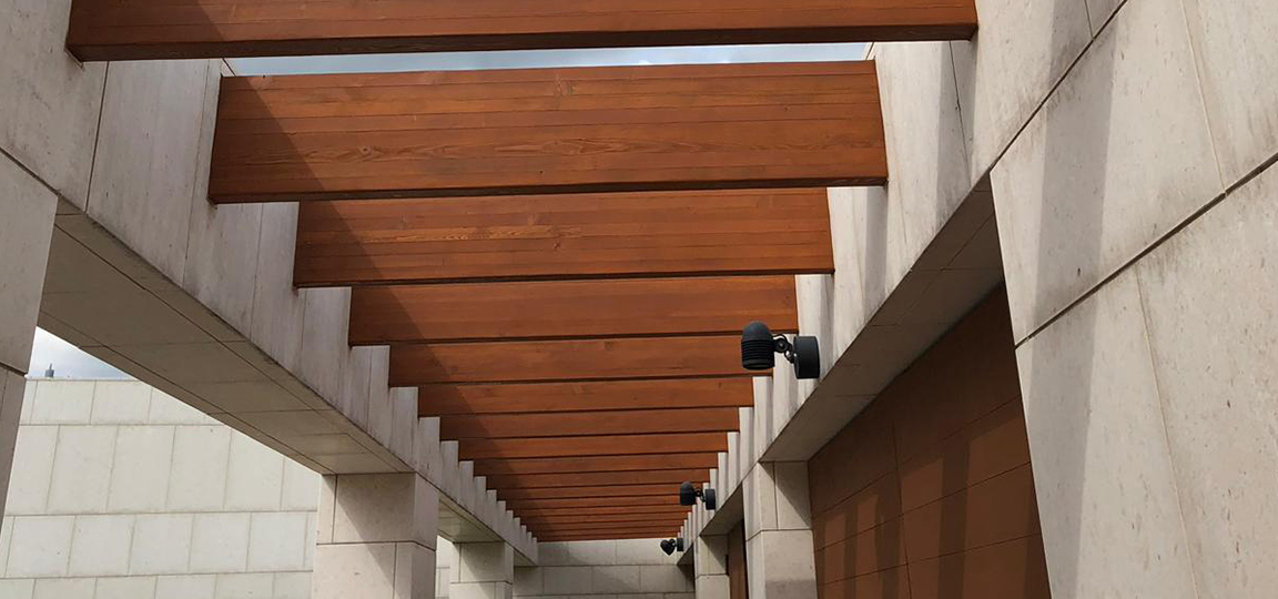 3_entrance-beams-refinishing-interesting-facts